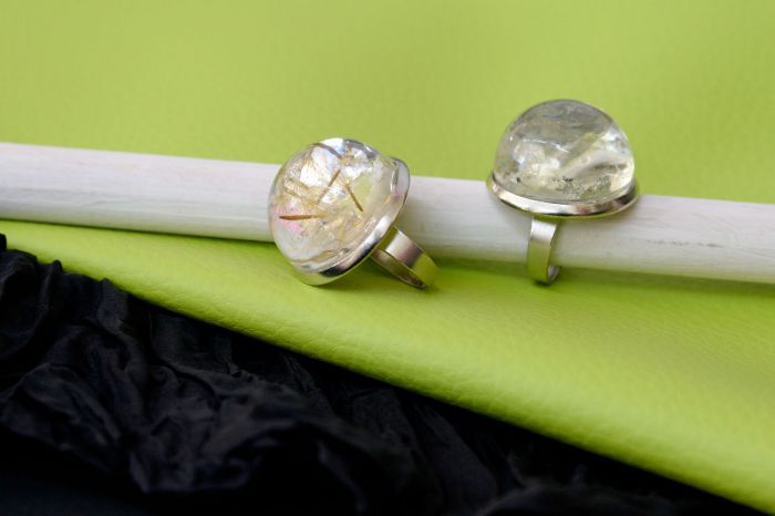 Glass ring with epoxy resin, silver and shower heads #3110