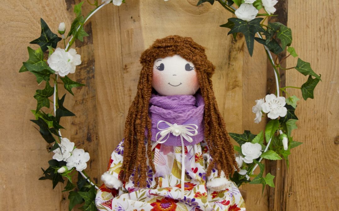 Bambolina Marilù con filato Bouclé #3348
