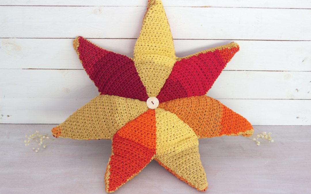 Cuscino stella all’uncinetto #3527
